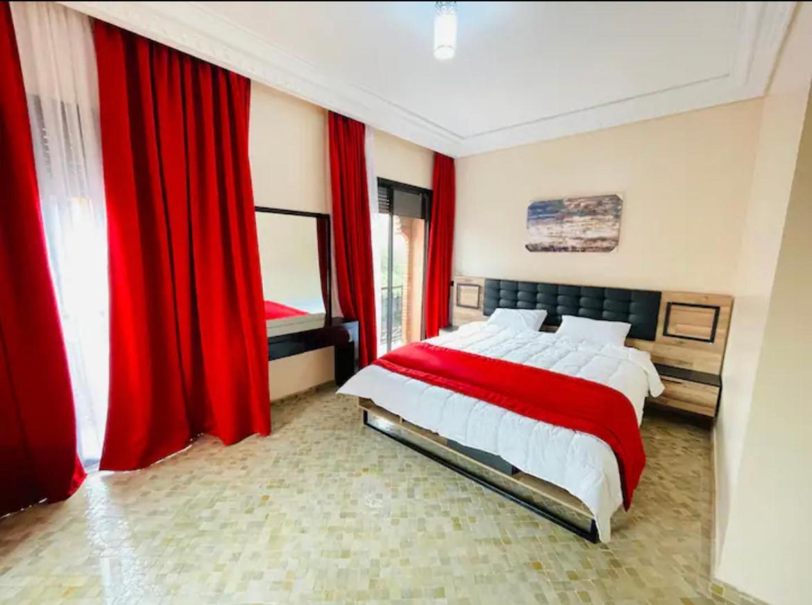 The Villa Avec Piscine Chauffee 4 Chambres Маракеш Екстериор снимка